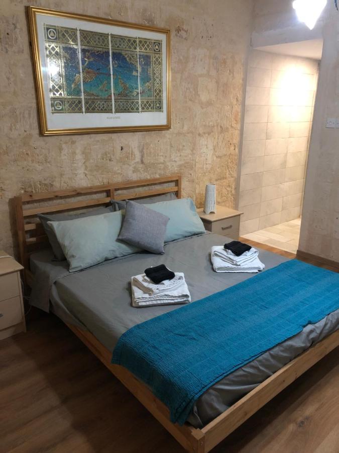 Floriana Cosy Townhouse Apartman Kültér fotó