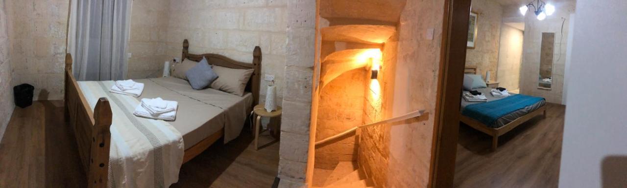 Floriana Cosy Townhouse Apartman Kültér fotó